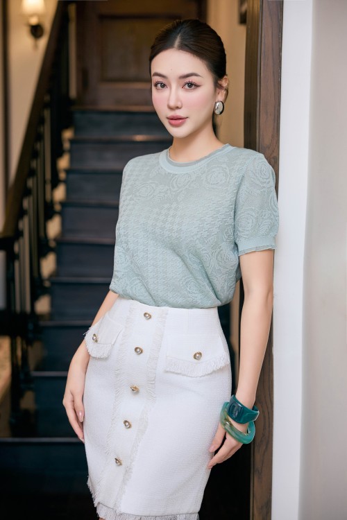 Sixdo White Mini Tweed Skirt